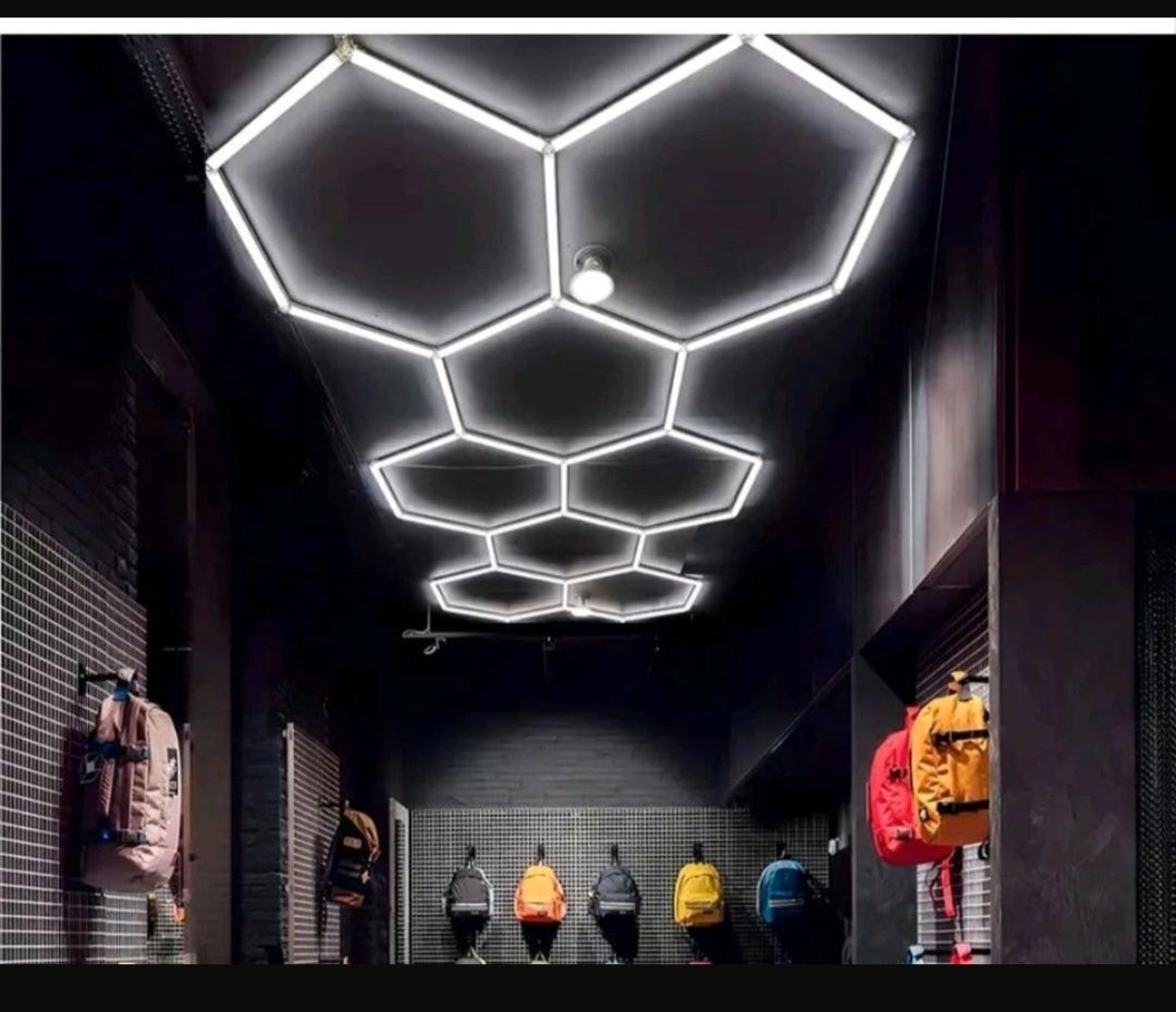 Hexagon 8er LED Werkstatt Garage Showroom Licht